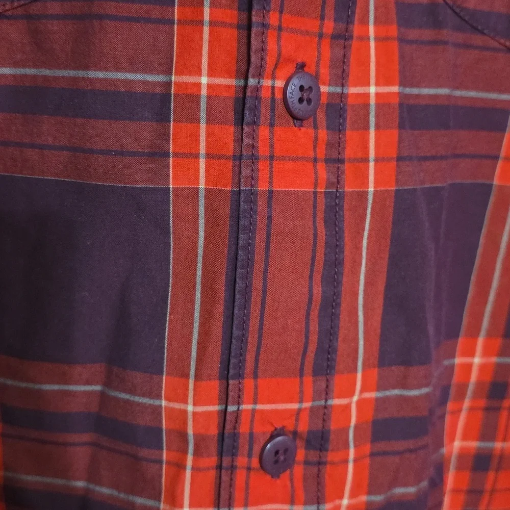 The North Face Mens Button Up Shirt Red/Burgandy Plaid Pockets Sz XL GUC *READ**